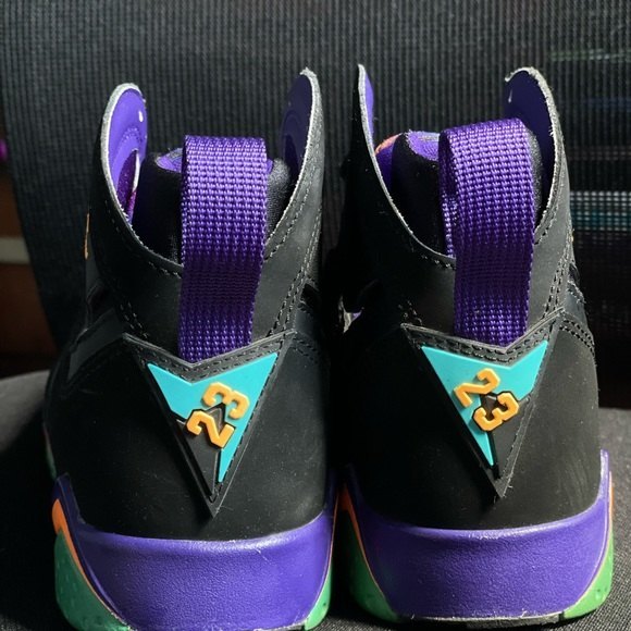 AIR JORDAN 7 RETRO GG LOLA BUNNY 2015 PURPLE AUTHENTIC STREETWEAR SNEAKER 6.5Y - Picture 11 of 13